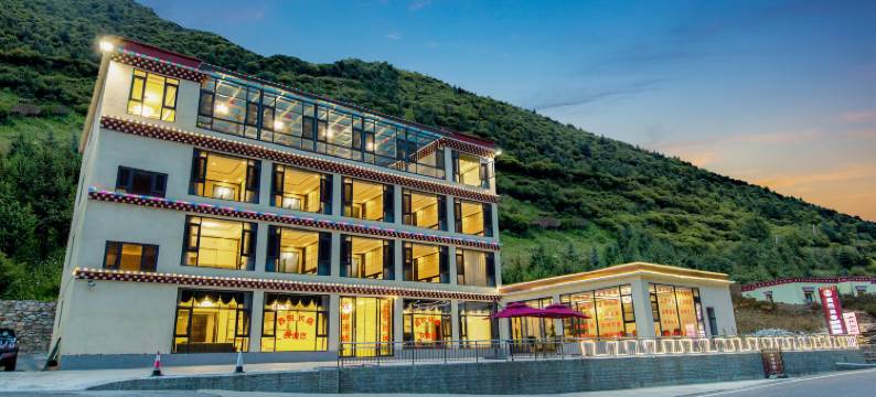 鑫悦.山野逸境星空酒店(中谷村店)图片