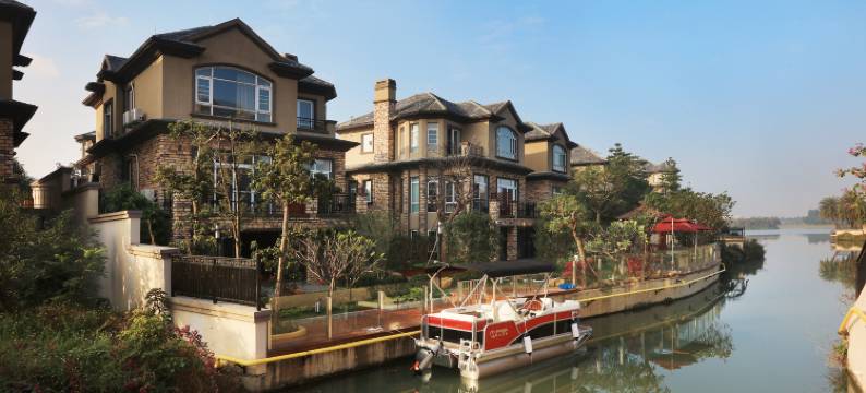 中山迪茵湖艺墅小筑别墅图片