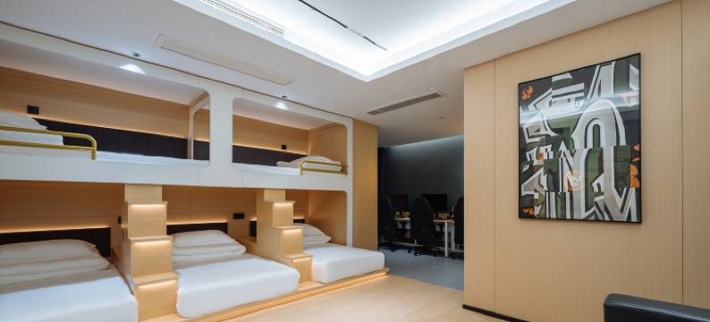 网鱼电竞酒店(南京玄武湖南京站店)图片