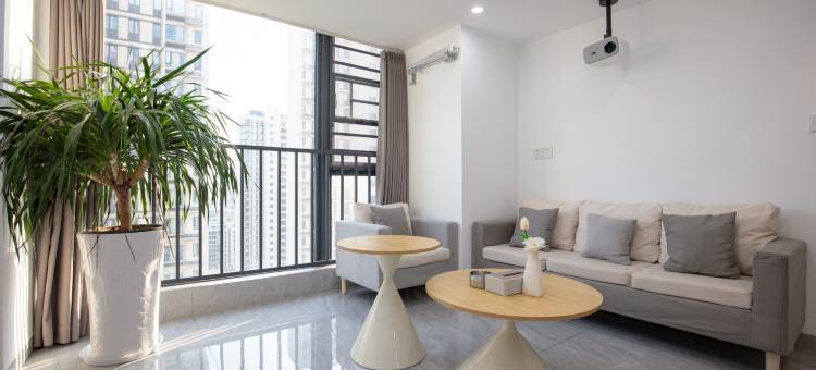 轻月眠·轻奢LOFT公寓(力高雍湖国际店)图片