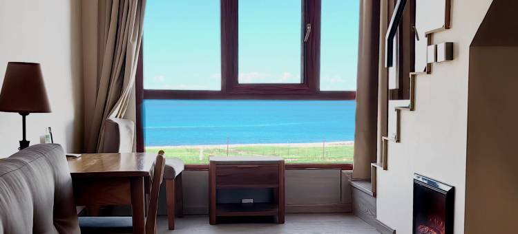 青海湖白马青莲客栈图片
