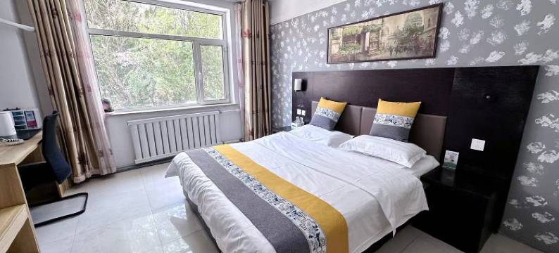 和丰快捷酒店(包头东站工业路店)图片