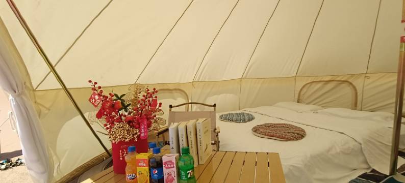 沙漠星光露营地图片