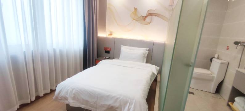 布丁酒店(成都欢乐谷七中万达校区店)图片