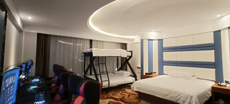 金丽湾电竞酒店(昆山高铁南站店)图片