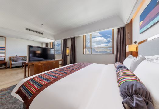 Qomo Langzong Hotel Hotel Overview