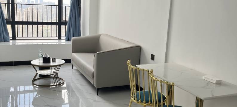 希雅图国际公寓(季华六路地铁站店)图片