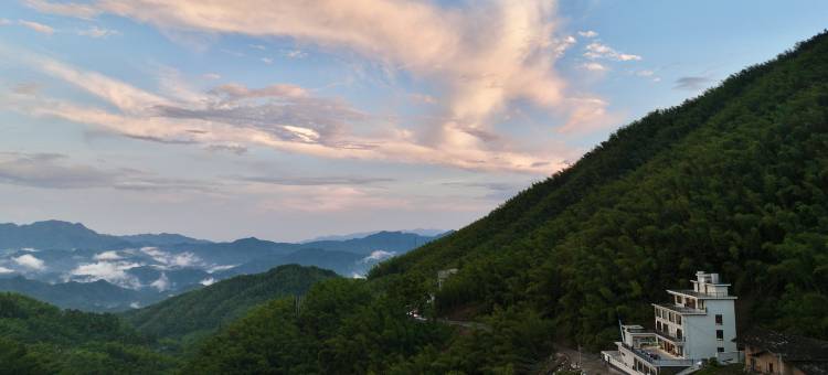 陌野·向云端民宿(浏阳湖洋苦竹棚店)图片