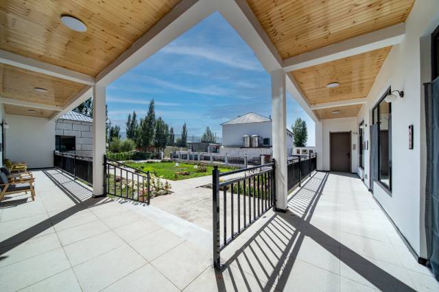 花晨月Villa·设计民宿(那拉提景区店)图片