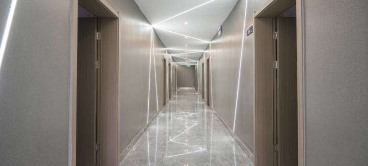 新姜湖畔酒店(衢州高铁站万达广场店)图片