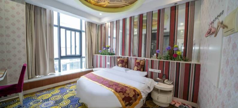 景泰皇冠精品酒店(嘉兴火车站月河历史街区店)图片