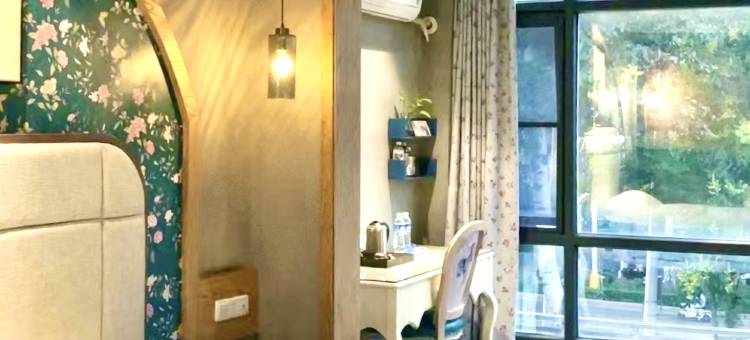 鹤壁轻居艺尚精品酒店图片