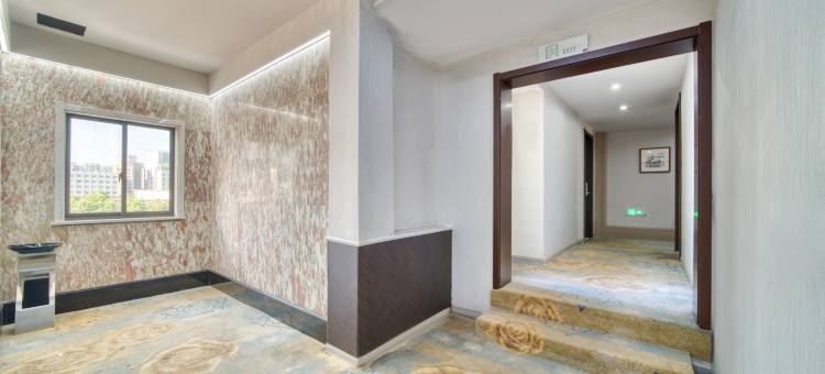 甘棠桥大酒店(湖州爱山广场衣裳街店)图片