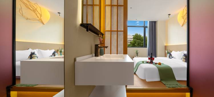 龙猫精灵酒店(景德镇陶阳里人民广场店)图片