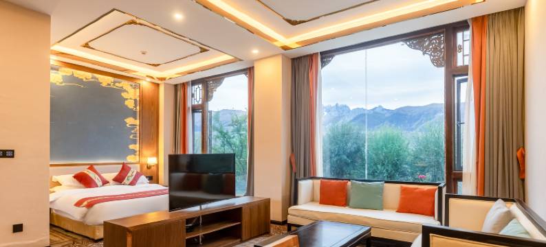 甘孜罗布林温泉酒店(格萨尔王城店)图片