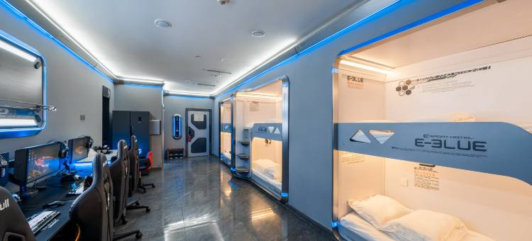 宜博电竞酒店(昌都茶马广场店)图片