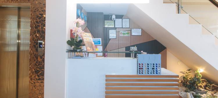 RedDoorz Plus @ Seventy Five Inn Near Manila Airport图片