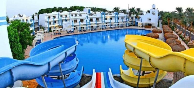 Hostgool海滩小木屋幻景湾度假村和水上乐园(Hostgool Chalets Mirage Bay Resort & Aqua Park)图片