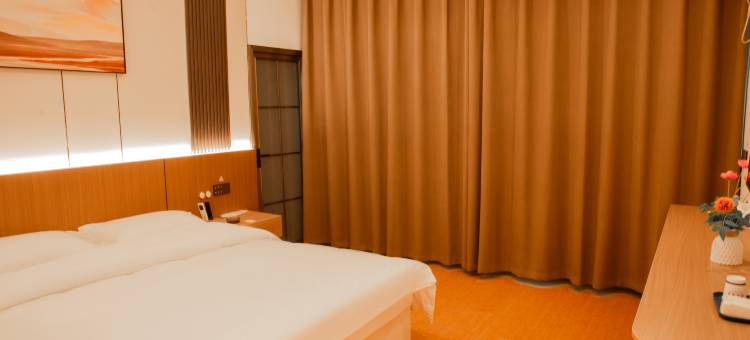 楚悦酒店(襄阳东站华侨城奇幻度假区店)图片