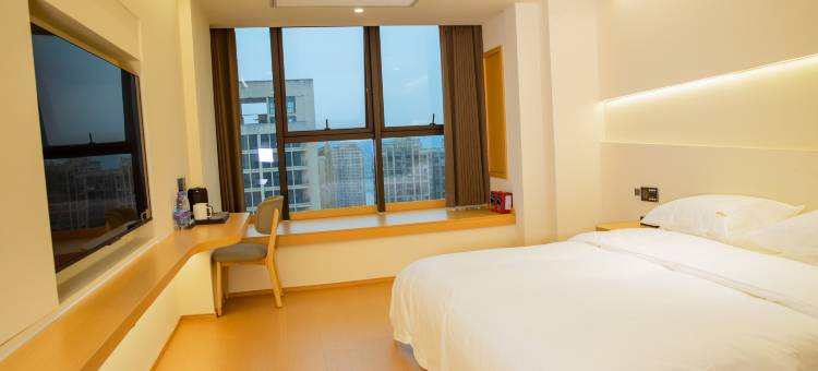 合江若妍民宿(金融商业中心美荔城店)图片