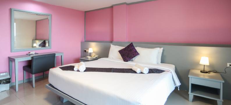 便捷素万那普格兰德普拉斯酒店(Convenient Grand Plus Hotel Suvarnabhumi)图片