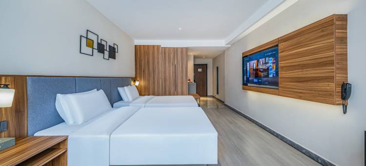 云上四季酒店(西双版纳嘎洒国际机场高铁站店)图片