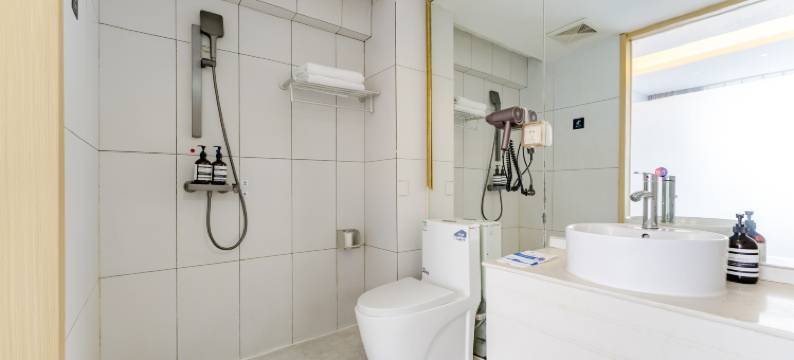 艺选酒店(许昌胖东来天使城店)图片