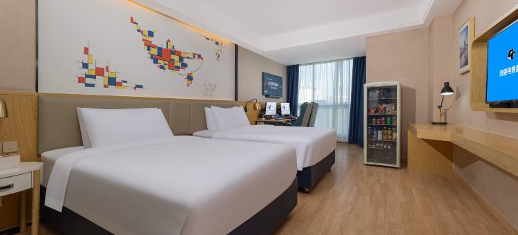 网鱼电竞酒店(苏州东太湖吴江人民广场店)图片