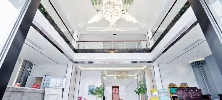 聚海假日酒店(阳西南山海沙滩店)图片