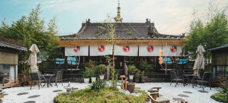 雅安｜Over the Qingyi River｜印象雨城酒店(雅州廊桥店)图片