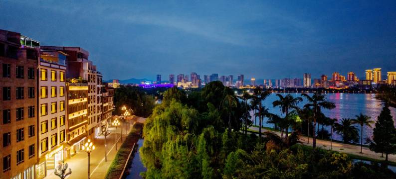 云间逸舍温泉民宿(湖泉生态园店)图片