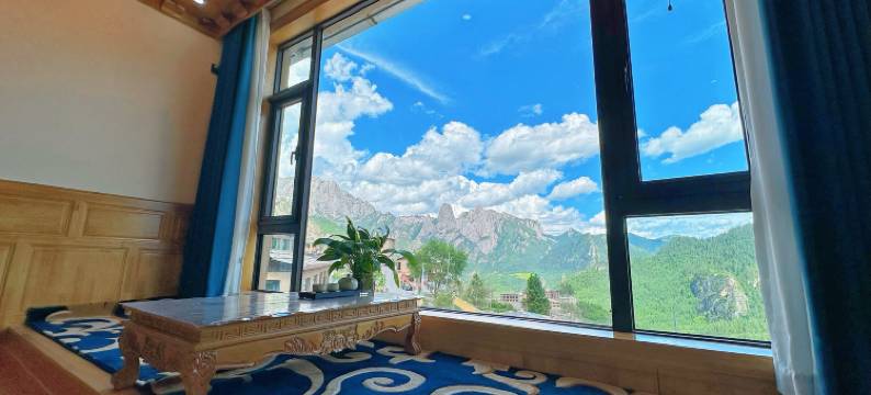 山是山丨扎尕那全域日出观景山居美宿(达日观景台店)图片