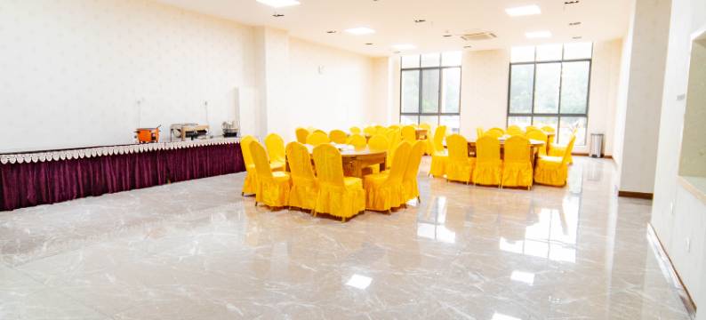 砚山军供大酒店图片