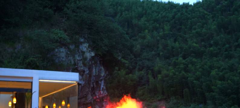 安徽宣安•暴风雨温泉度假民宿(泾县皖南川藏线月亮湾店)图片