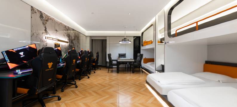 EHA丨赛博萤火电竞酒店(宜昌中南路长江广场店)图片