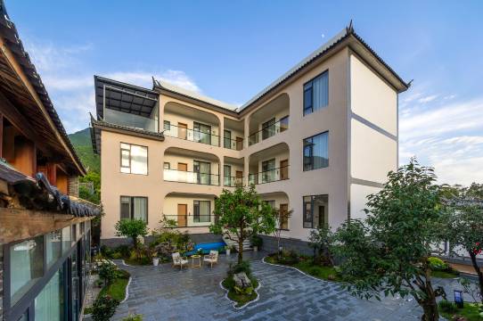 伊湉家民宿(丽江三义机场店)图片