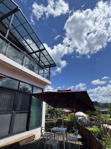 普者黑书行度假湖景民宿(情人桥店)