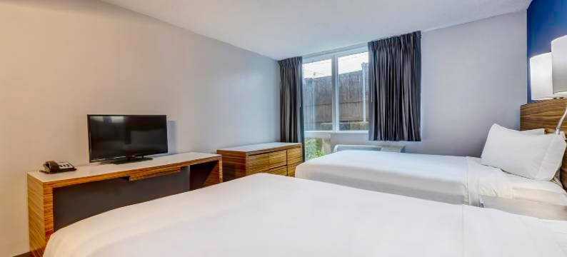 欧申赛德码头罗德威旅馆(Motel 6 Oceanside, CA – Marina / Camp Pendleton)图片