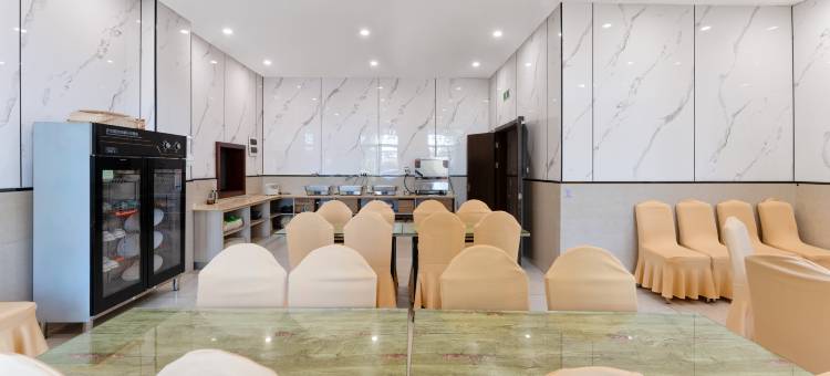 逸宿美住酒店(余姚小曹娥中意宁波生态园店)图片