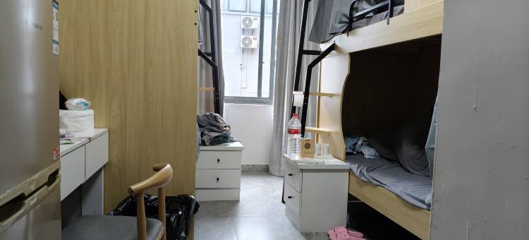 青木居民宿(浦江镇沈杜公路地铁站店)图片