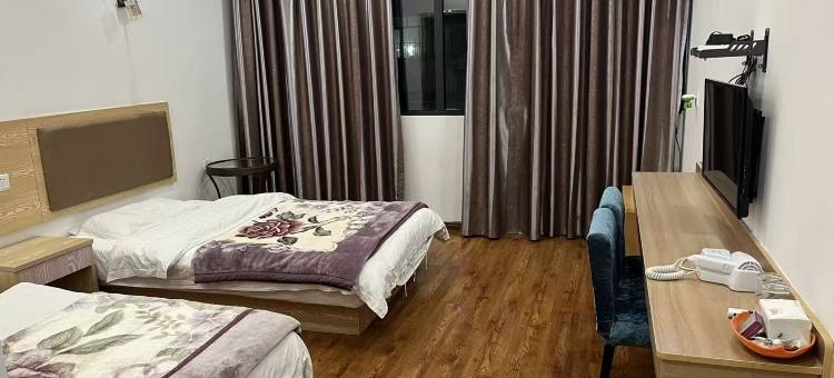 荥经宏阳酒店图片