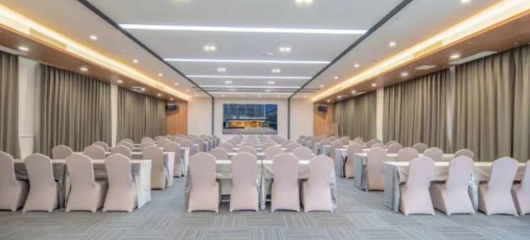 白玉兰酒店(石家庄勒泰中心平安大街地铁站店)图片