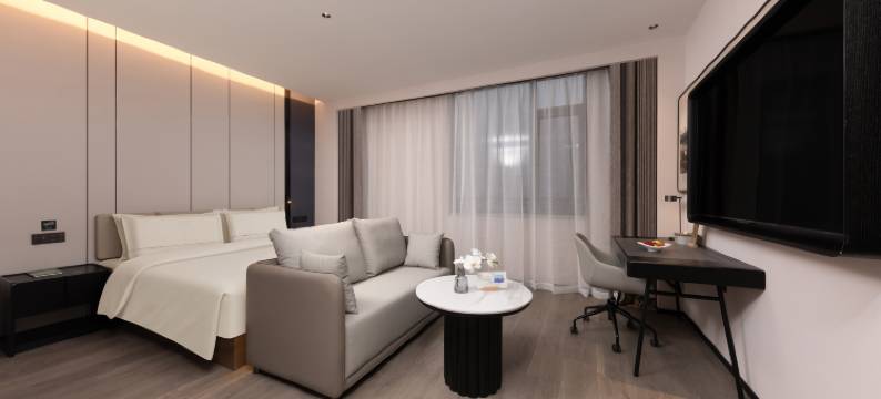 泰州万达广场济川西路亚朵酒店图片