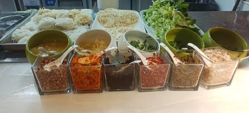 上饶红石王朝国际大酒店(新城吾悦广场店)图片