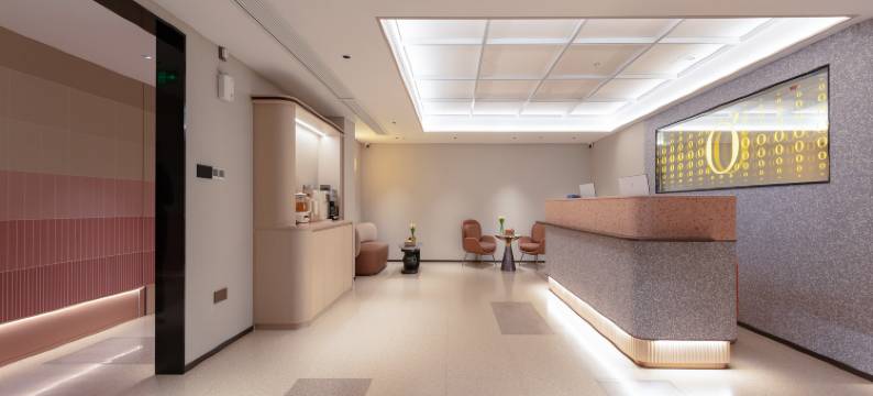 未迟酒店(南京新街口地铁站明瓦廊美食街店)图片