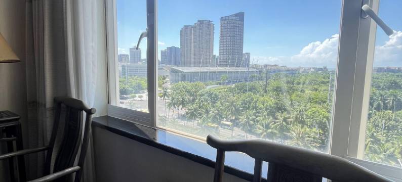 荷泰海景酒店(海口国贸中心万绿园店)图片