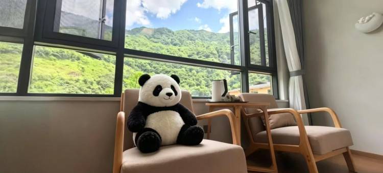 瓦房头·自然教育民宿(卧龙镇中国熊猫大道店)图片