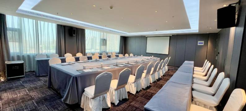 新密鑫海湾假日酒店图片