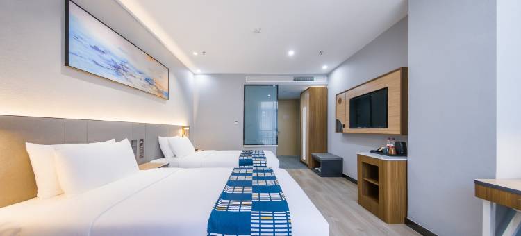 艺龙瑞云酒店(天水火车站商埠路步行街店)图片