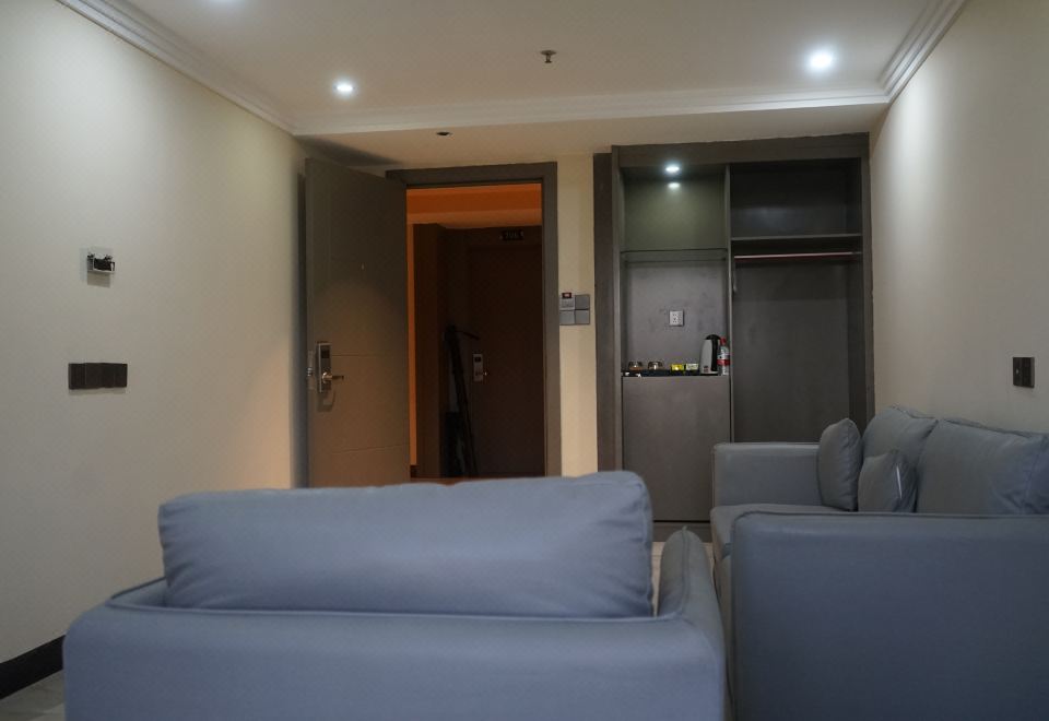 Yunman Hotel Hotel Overview